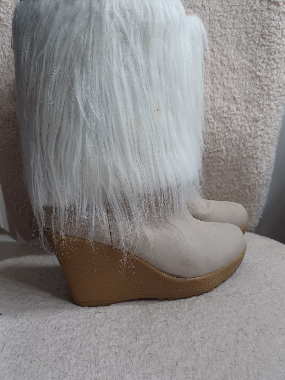 Kohl's White Faux Fur Wedge Knee Boots with Tan Sole